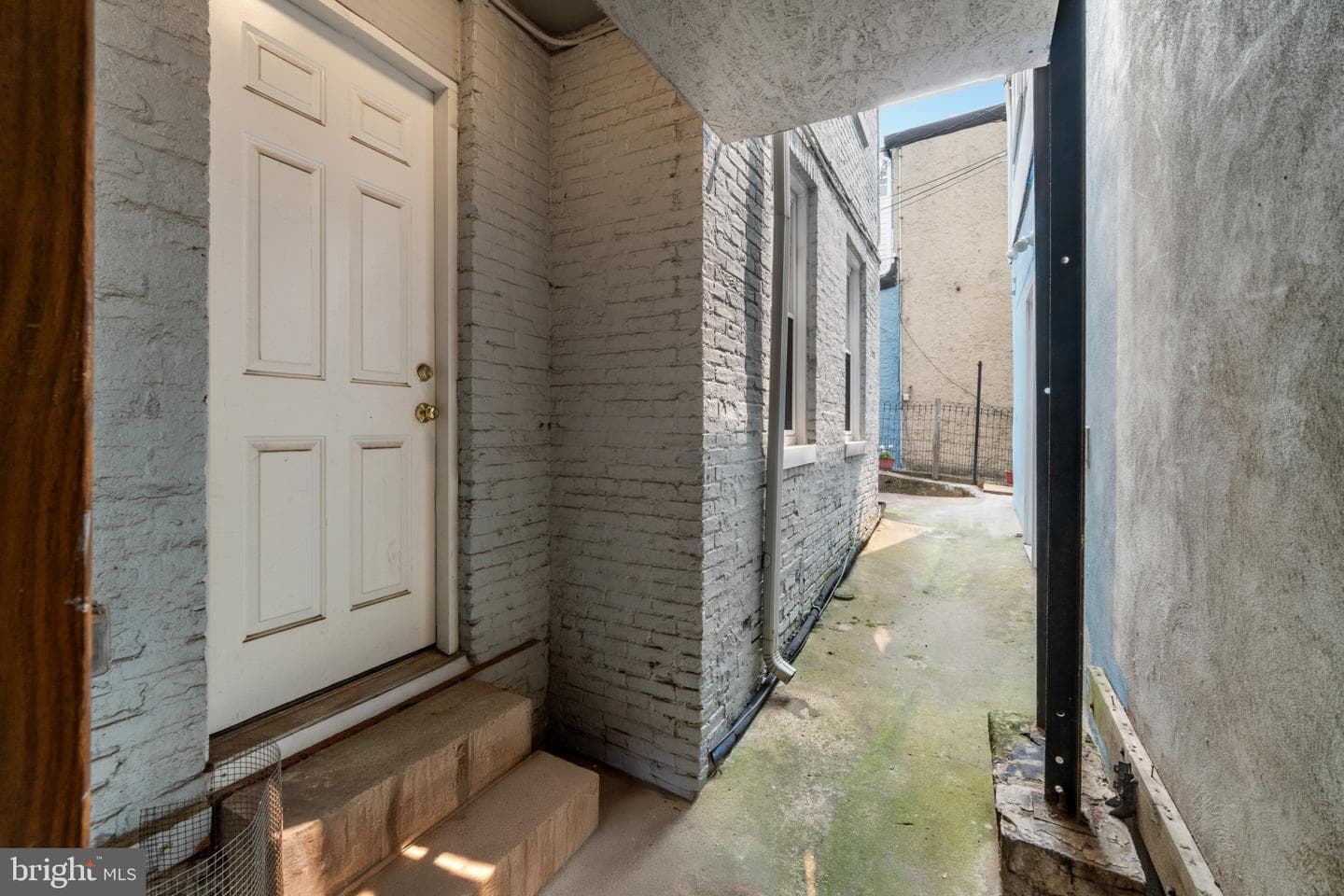701 S Clinton Street photo 34