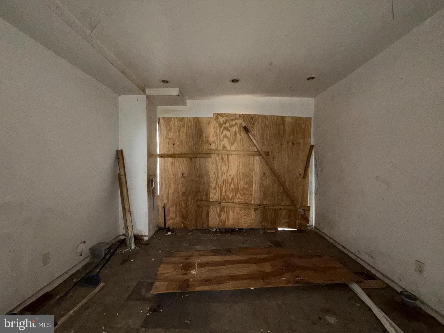 1931 Wilkens Avenue photo 7