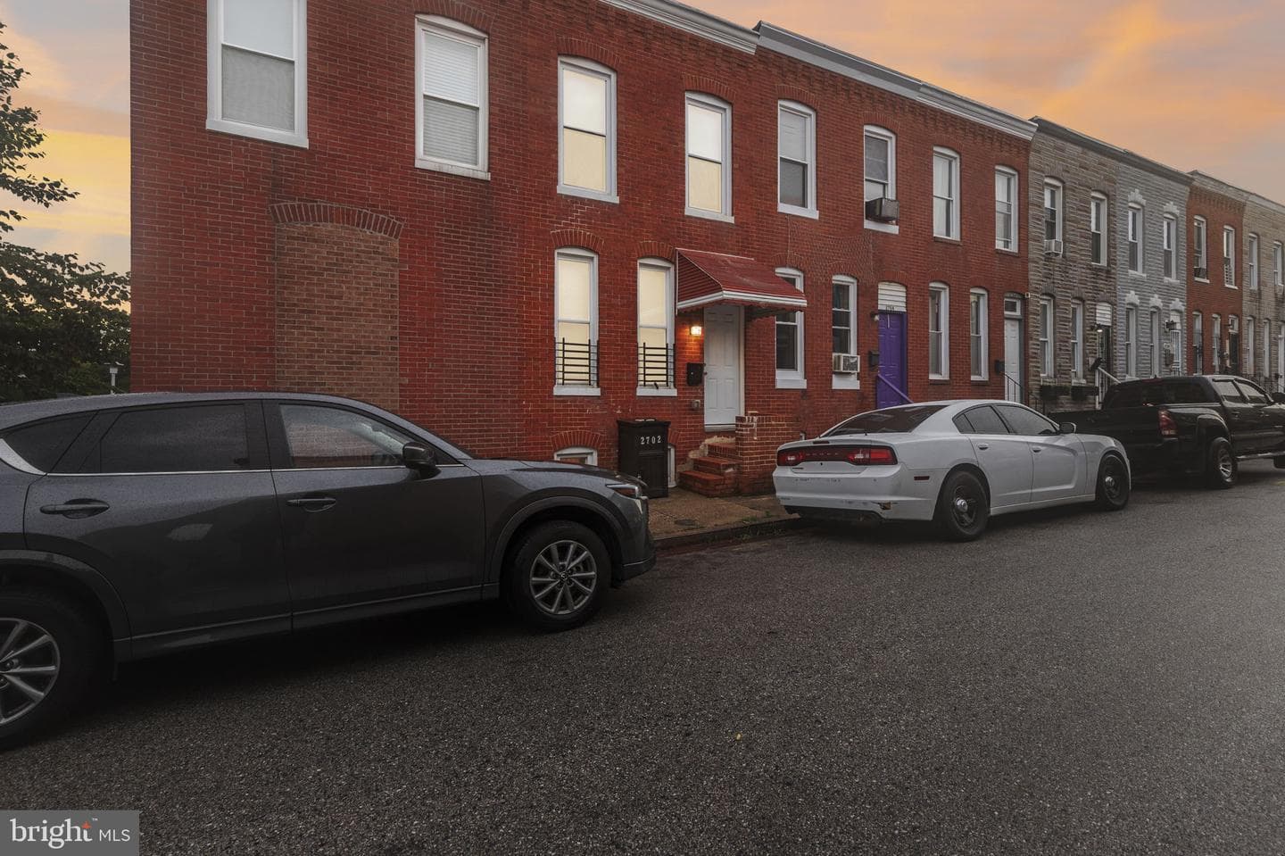 2702 Miles Avenue photo 3