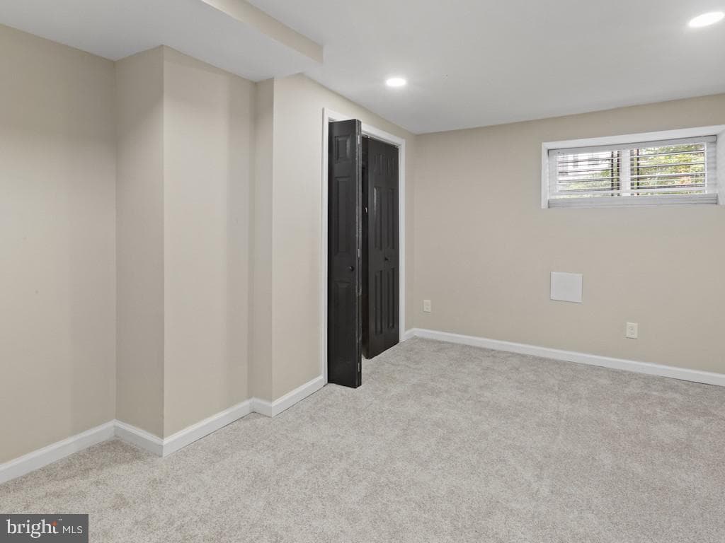 2903 Winchester Street photo 12