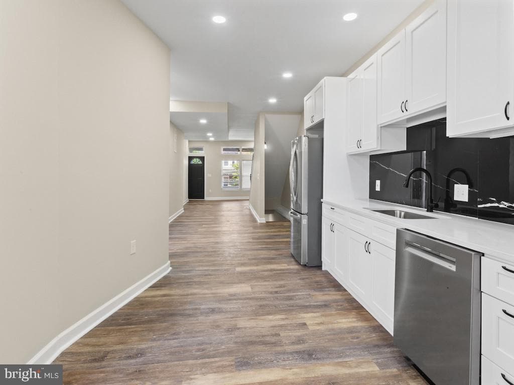 2903 Winchester Street photo 9