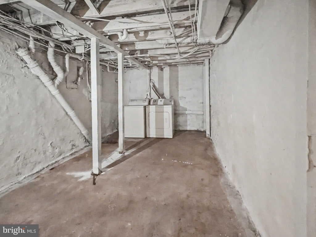 1918 Penrose Avenue photo 15