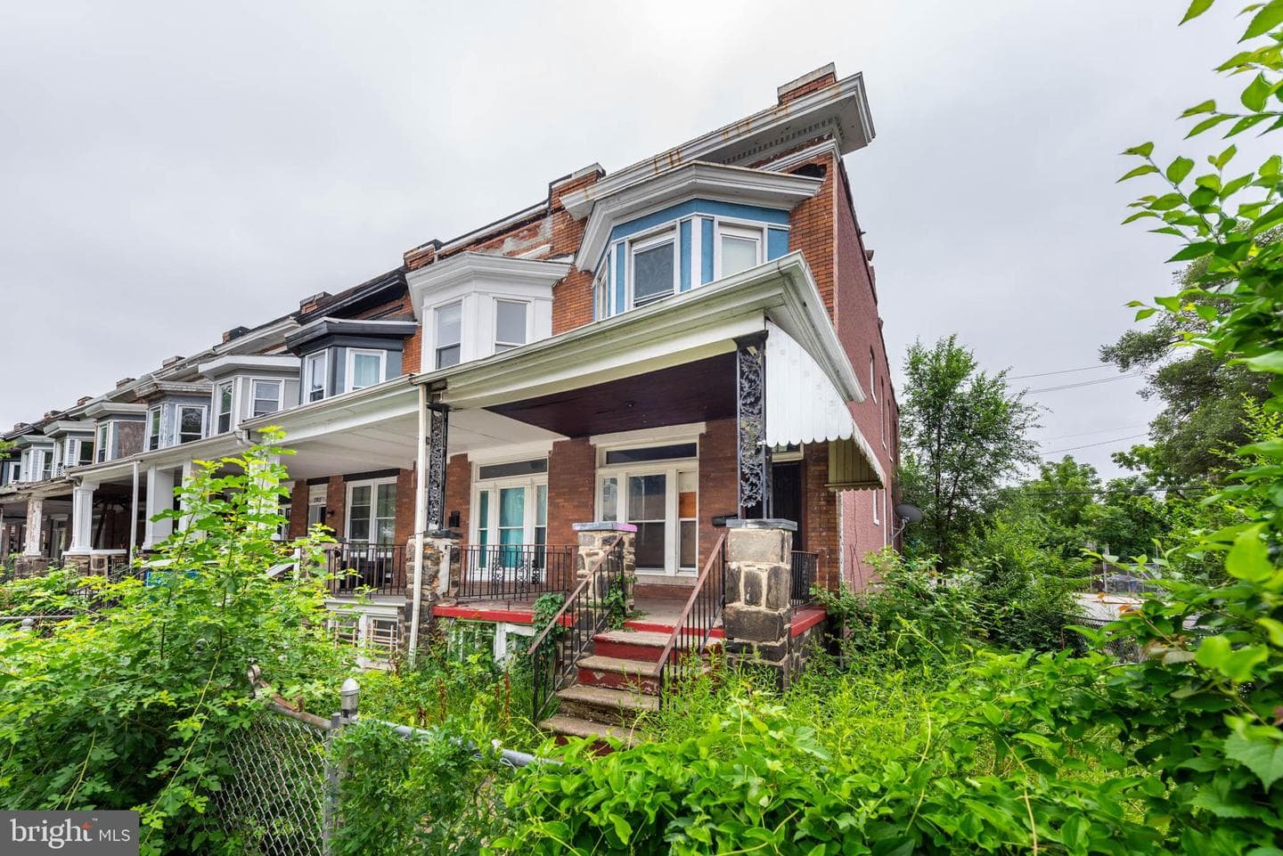 2919 Belmont Avenue photo 1