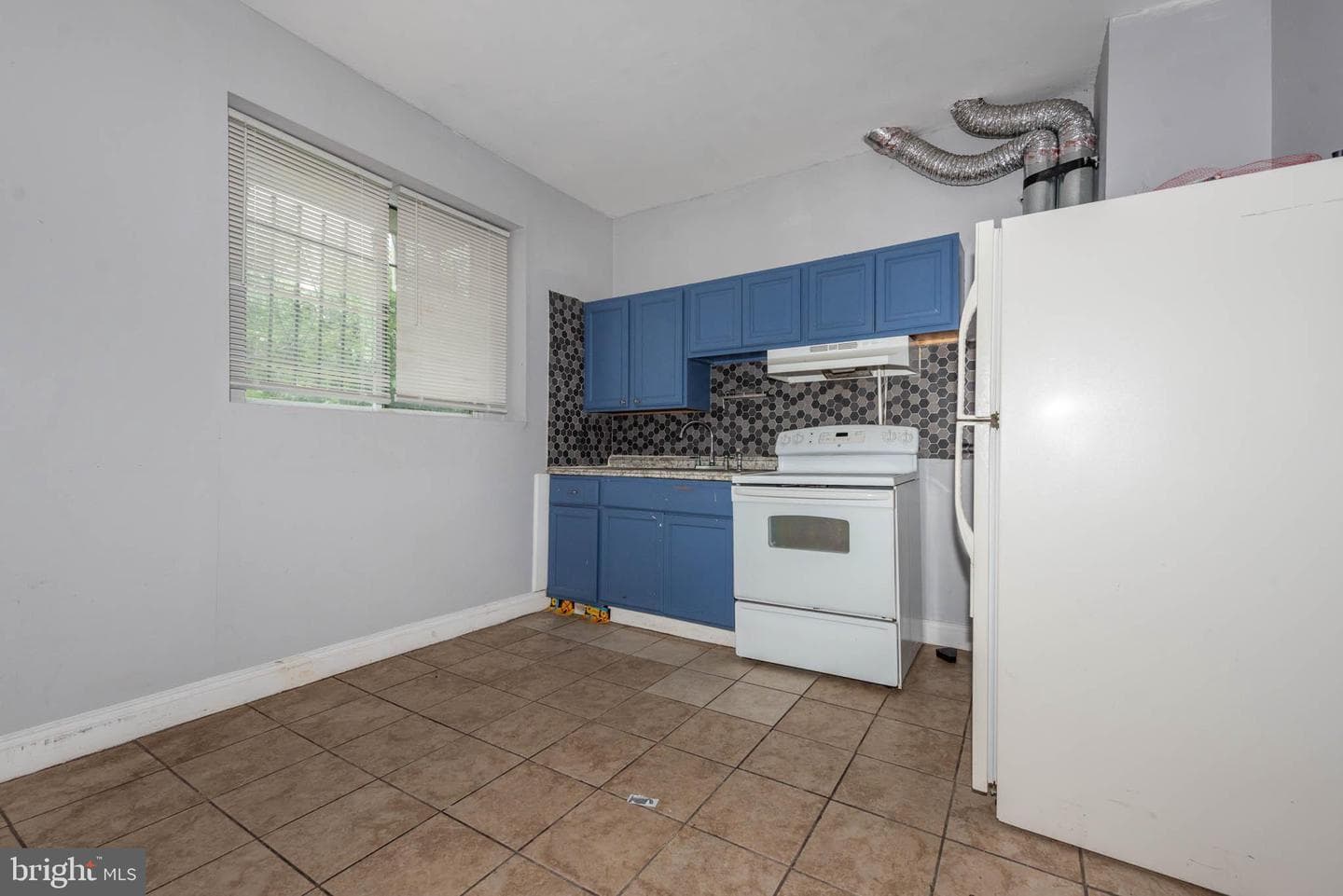 2403 Annapolis Road photo 6