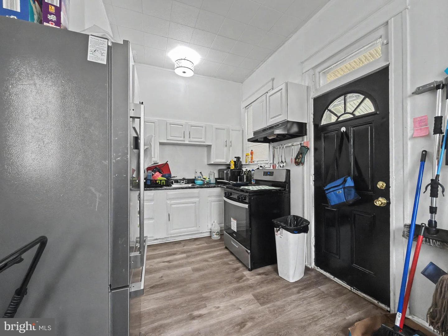3232 Dudley Avenue photo 11