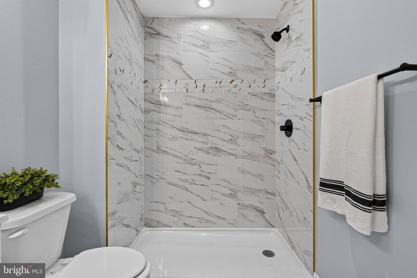 21 N Gilmor Street photo 24