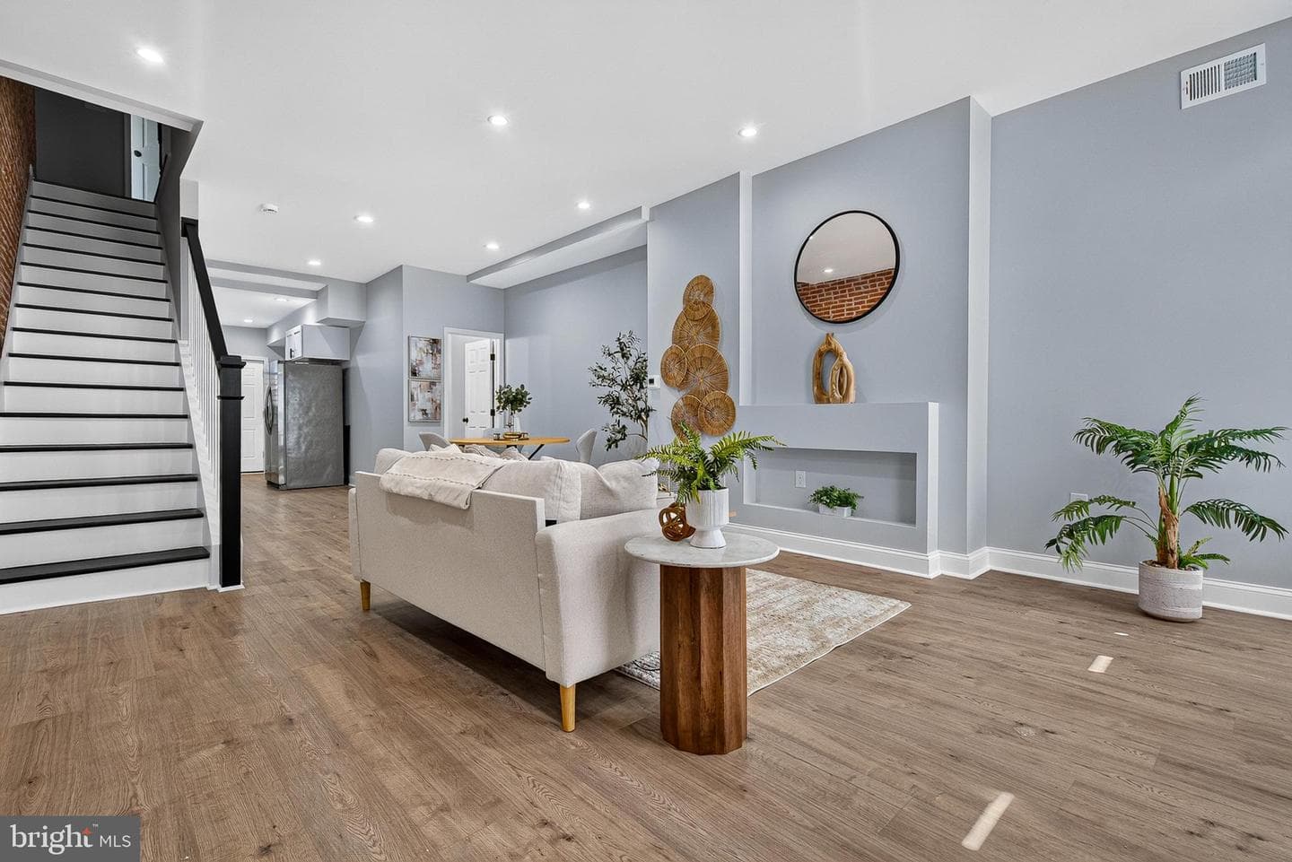 21 N Gilmor Street photo 3