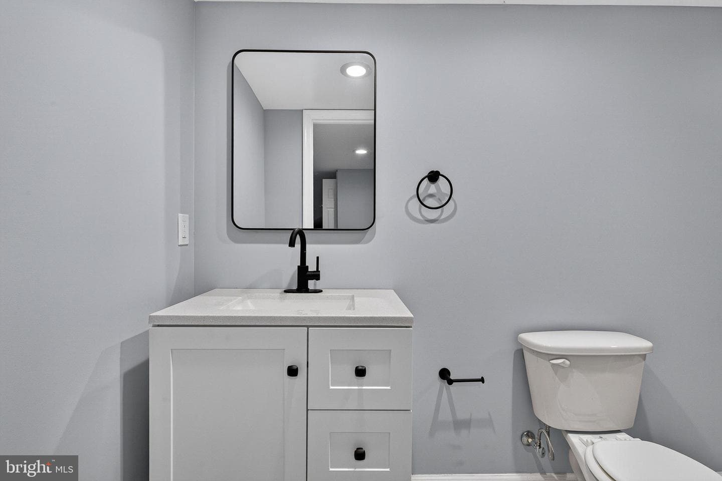 21 N Gilmor Street photo 32
