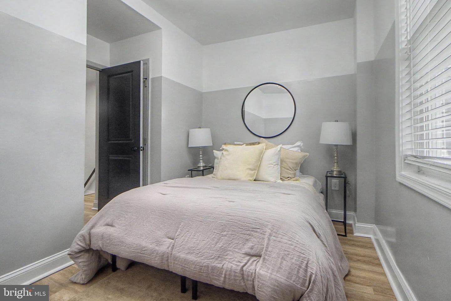 2106 Cliftwood Avenue photo 10