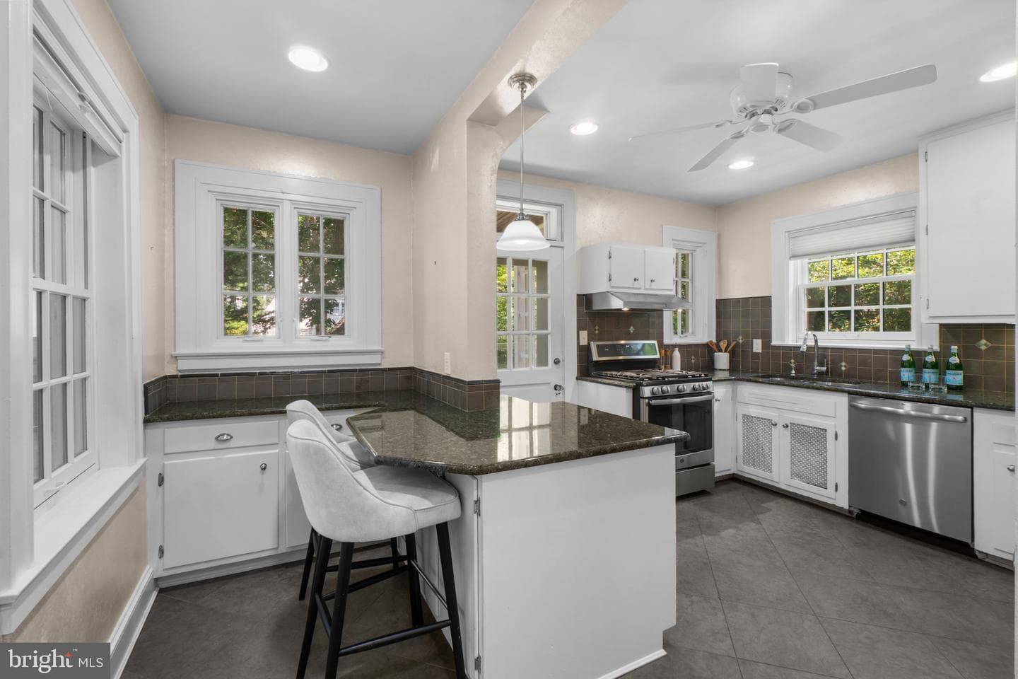 306 Broxton Road photo 13