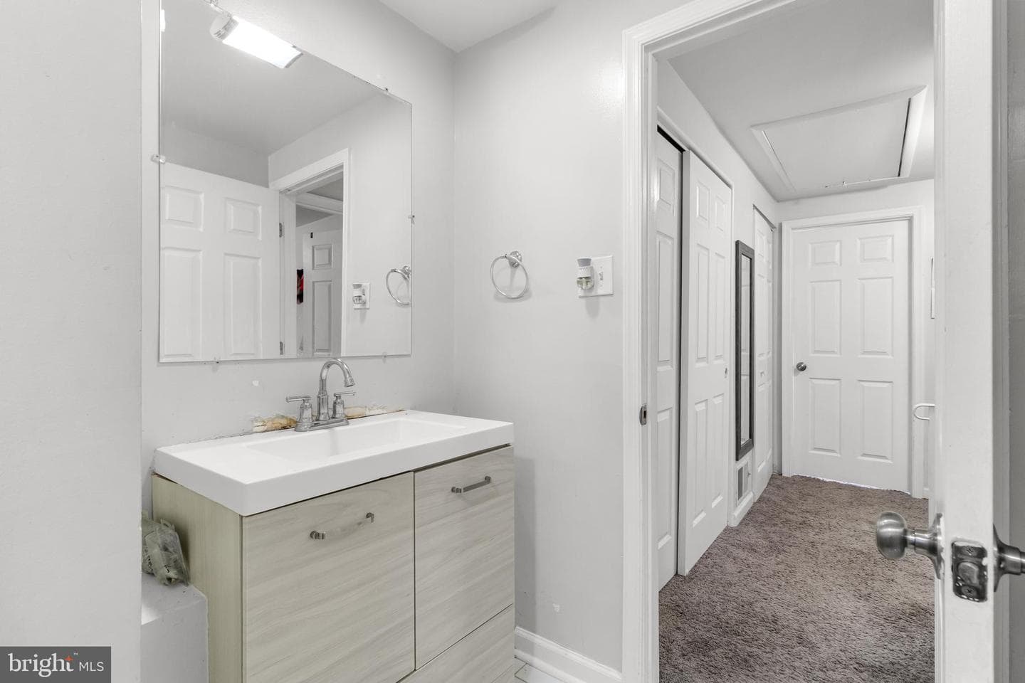 5806 Arizona Avenue photo 17