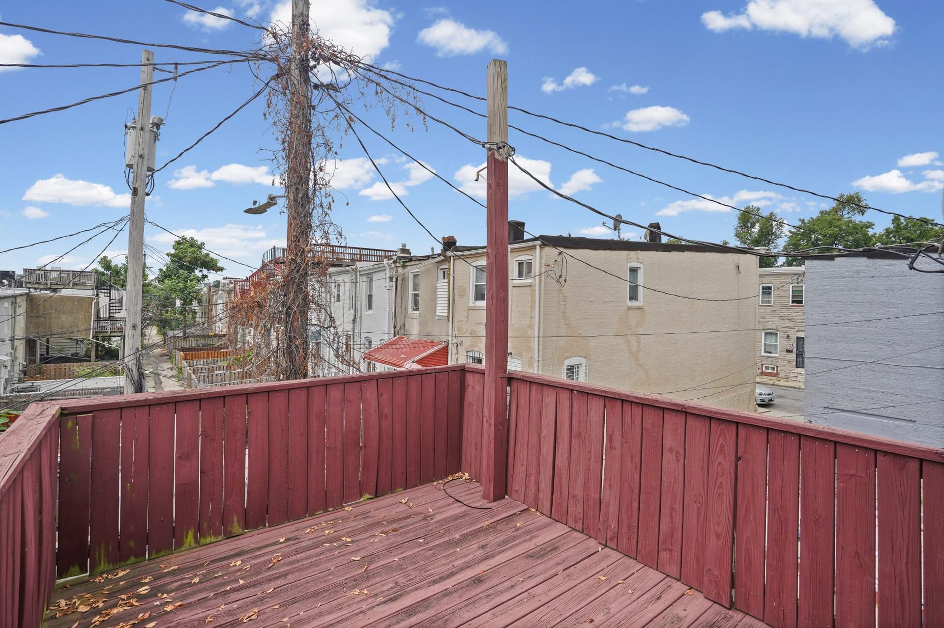 1411 W Ostend Street photo 26