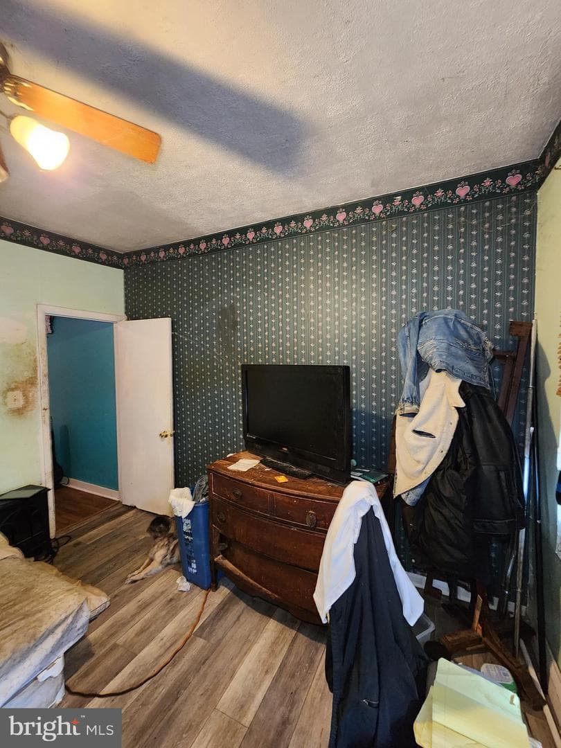 1333 Sargeant Street photo 54
