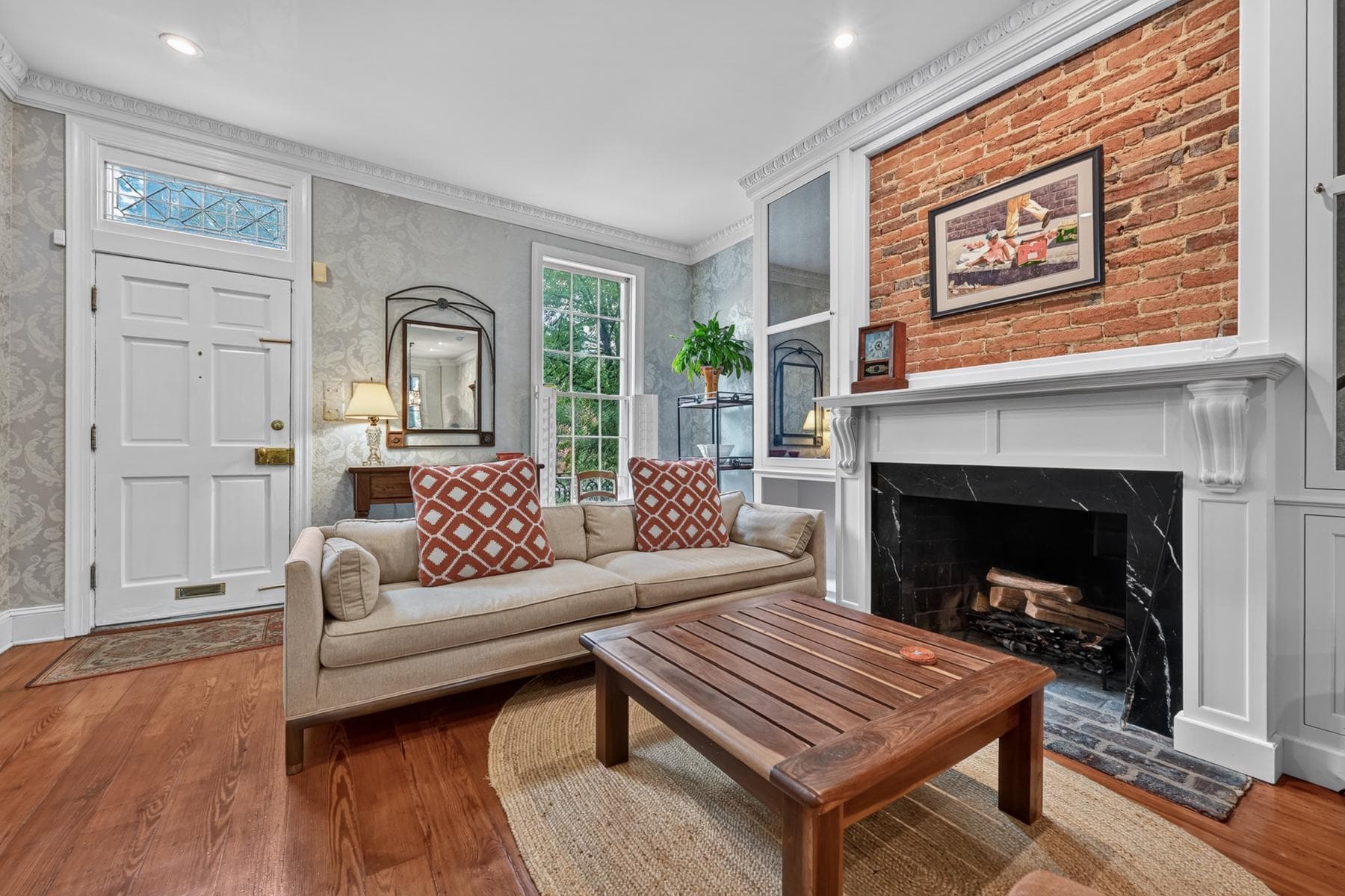 116 E Montgomery Street photo 11