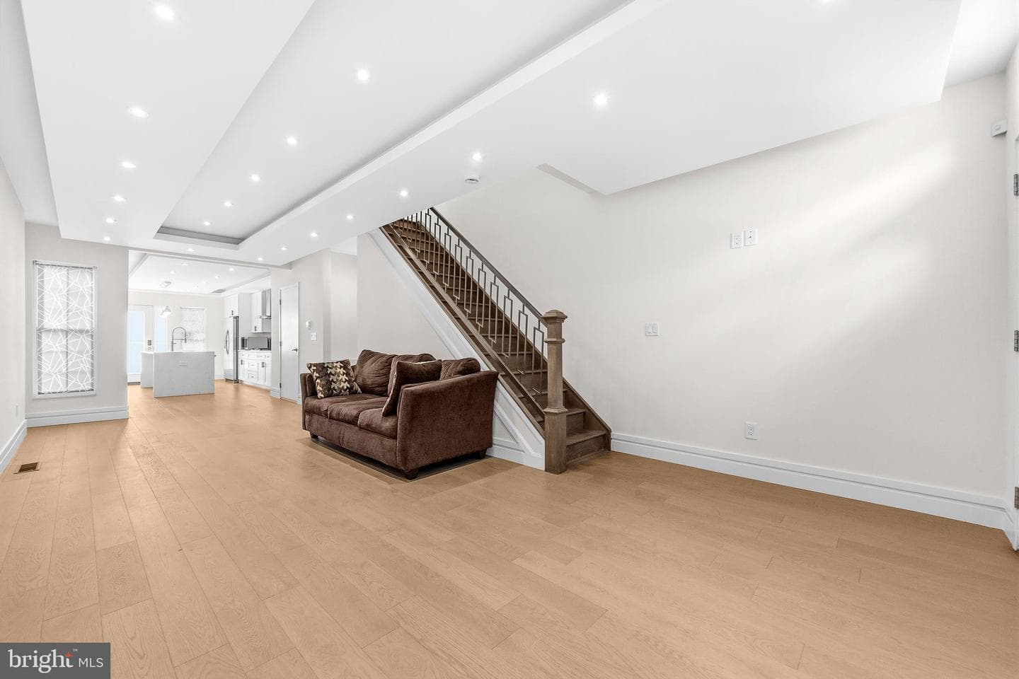 830 N Bond Street photo 4
