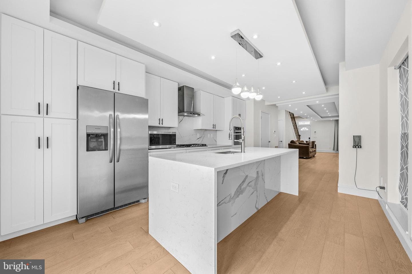 830 N Bond Street photo 7