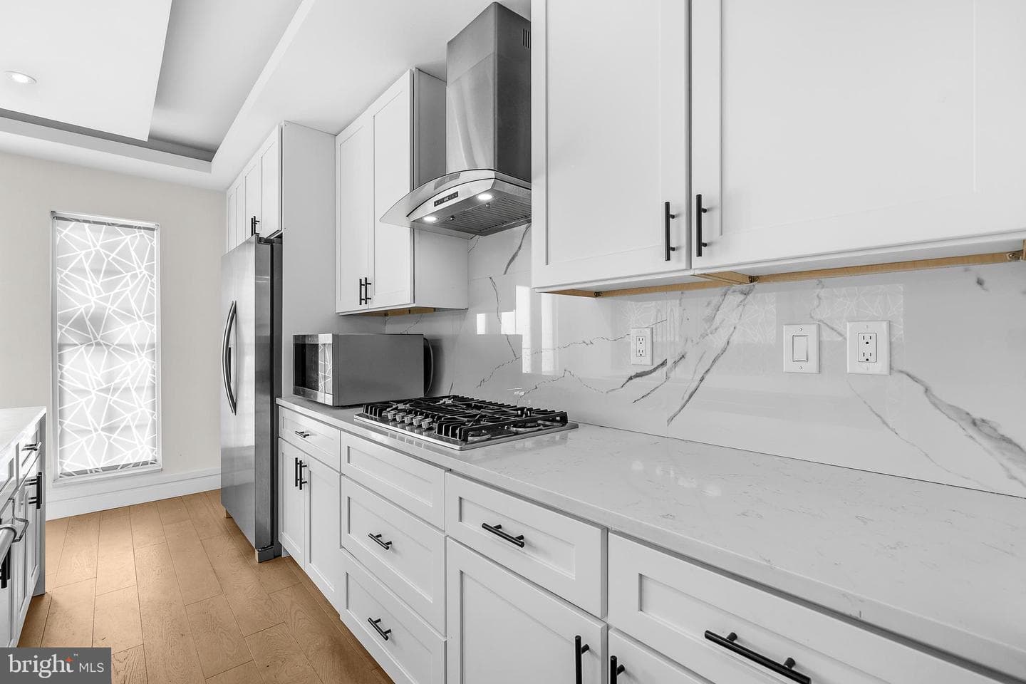 830 N Bond Street photo 9