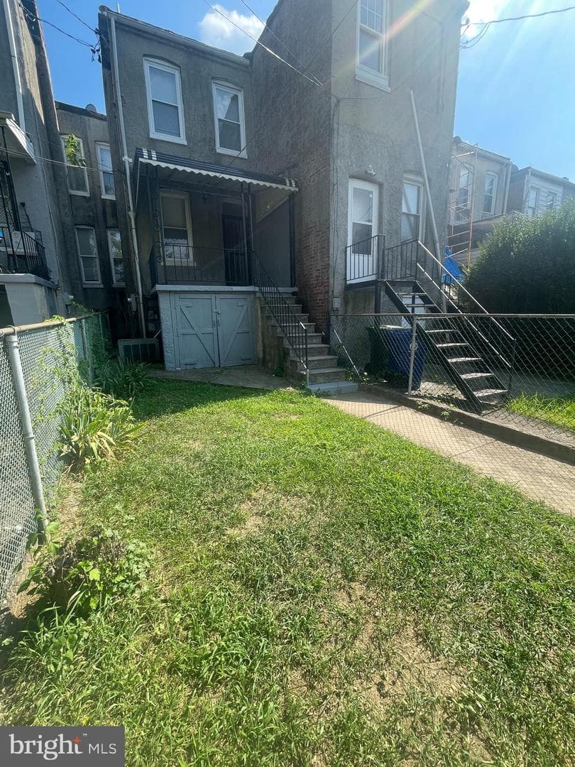 1904 W Lexington Street photo 15