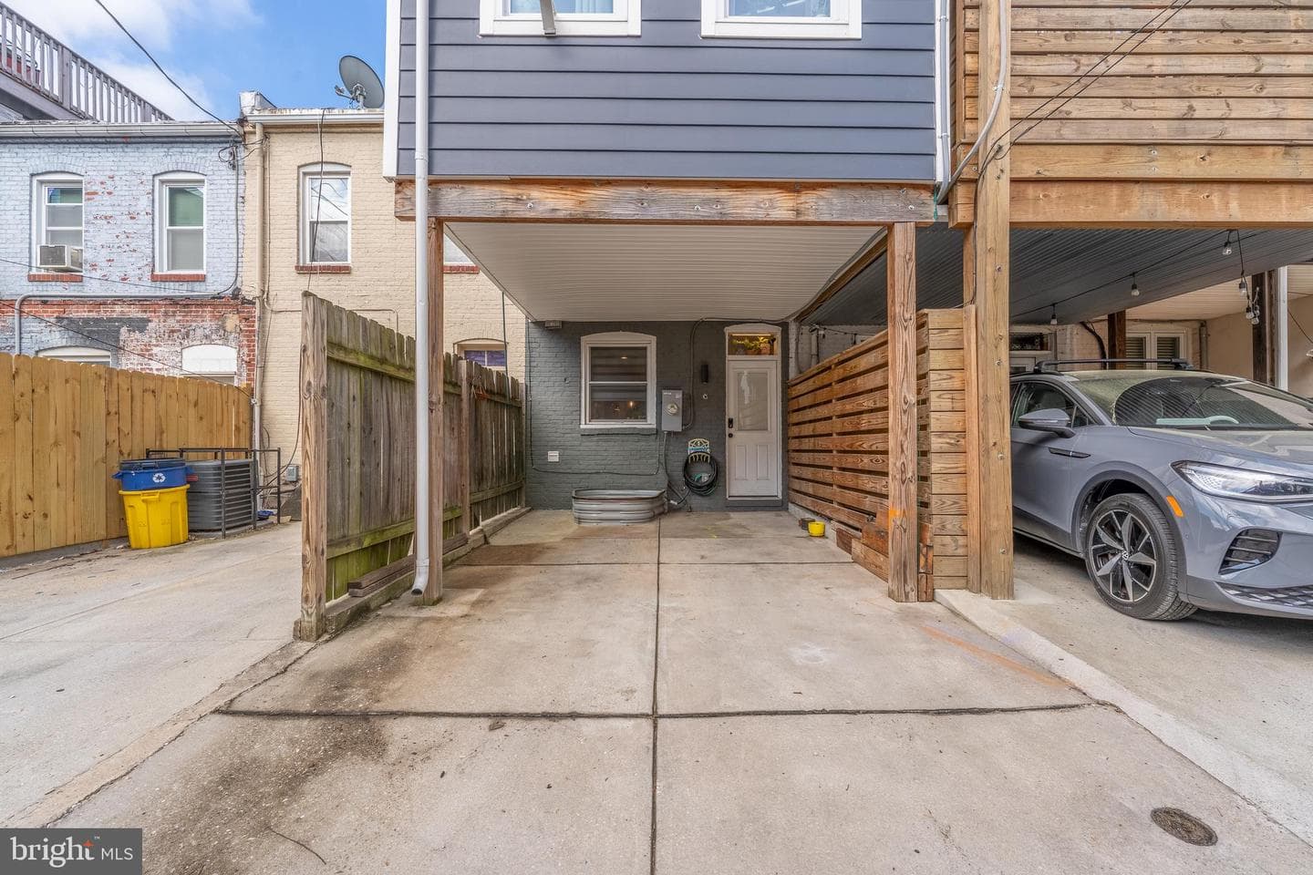 413 S Robinson Street photo 3
