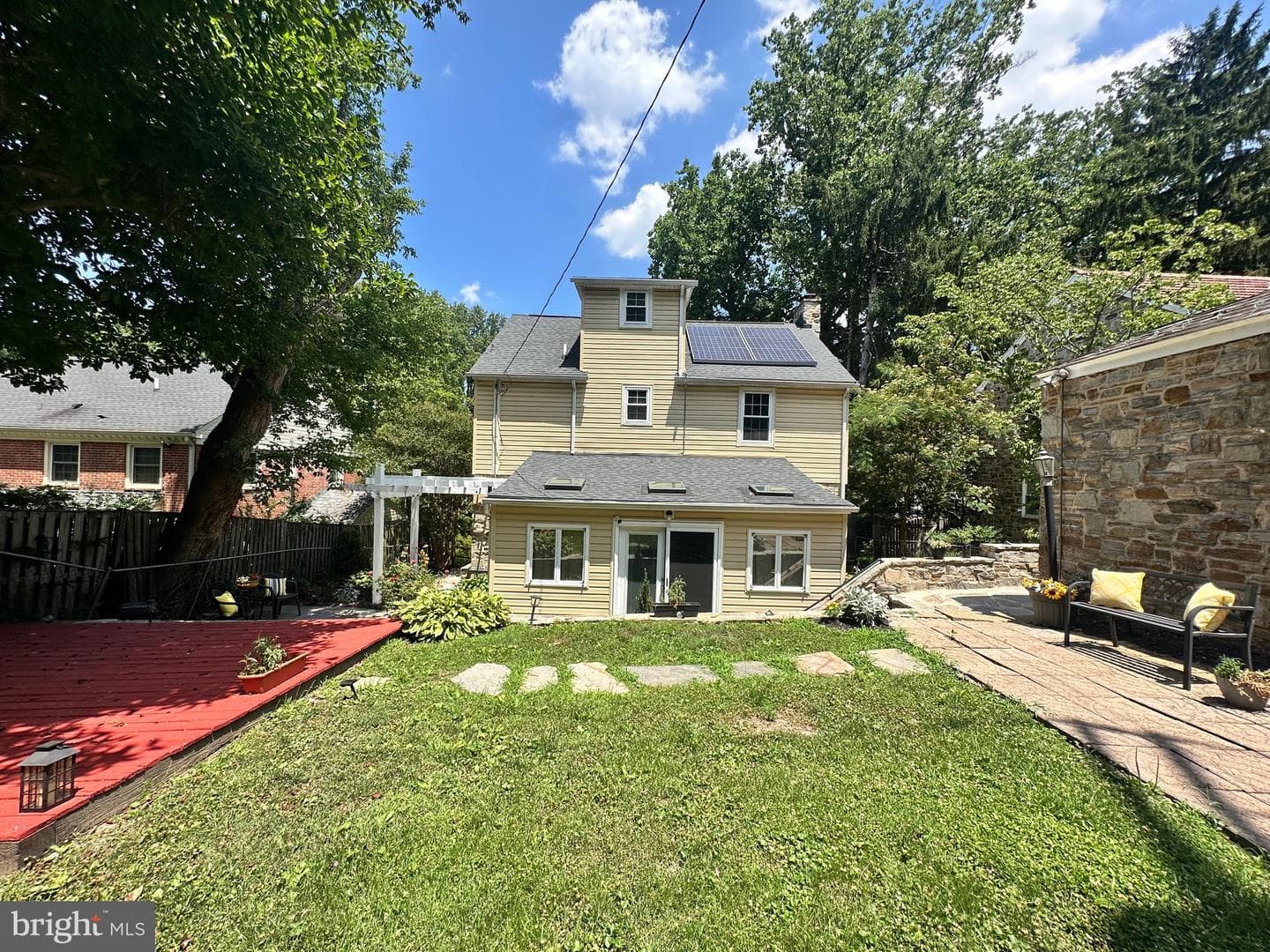 815 E Belvedere Avenue photo 40