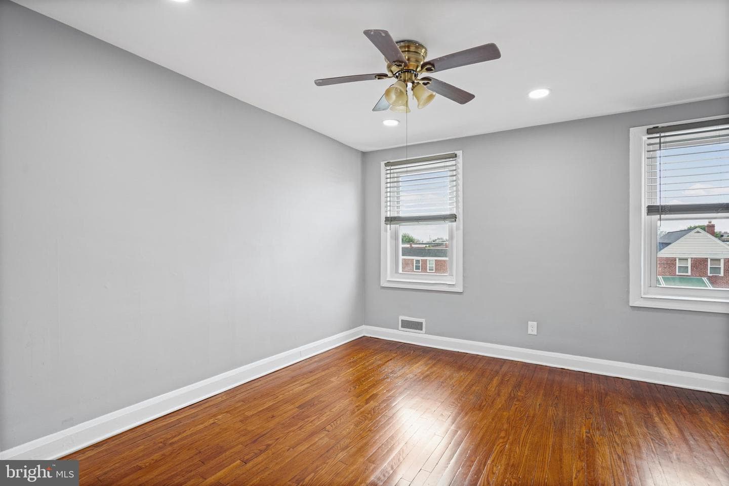 3838 Lyndale Avenue photo 19