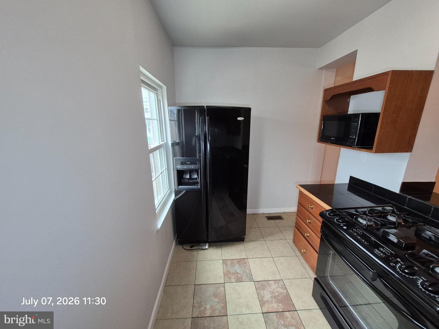 426 N Linwood Avenue photo 12