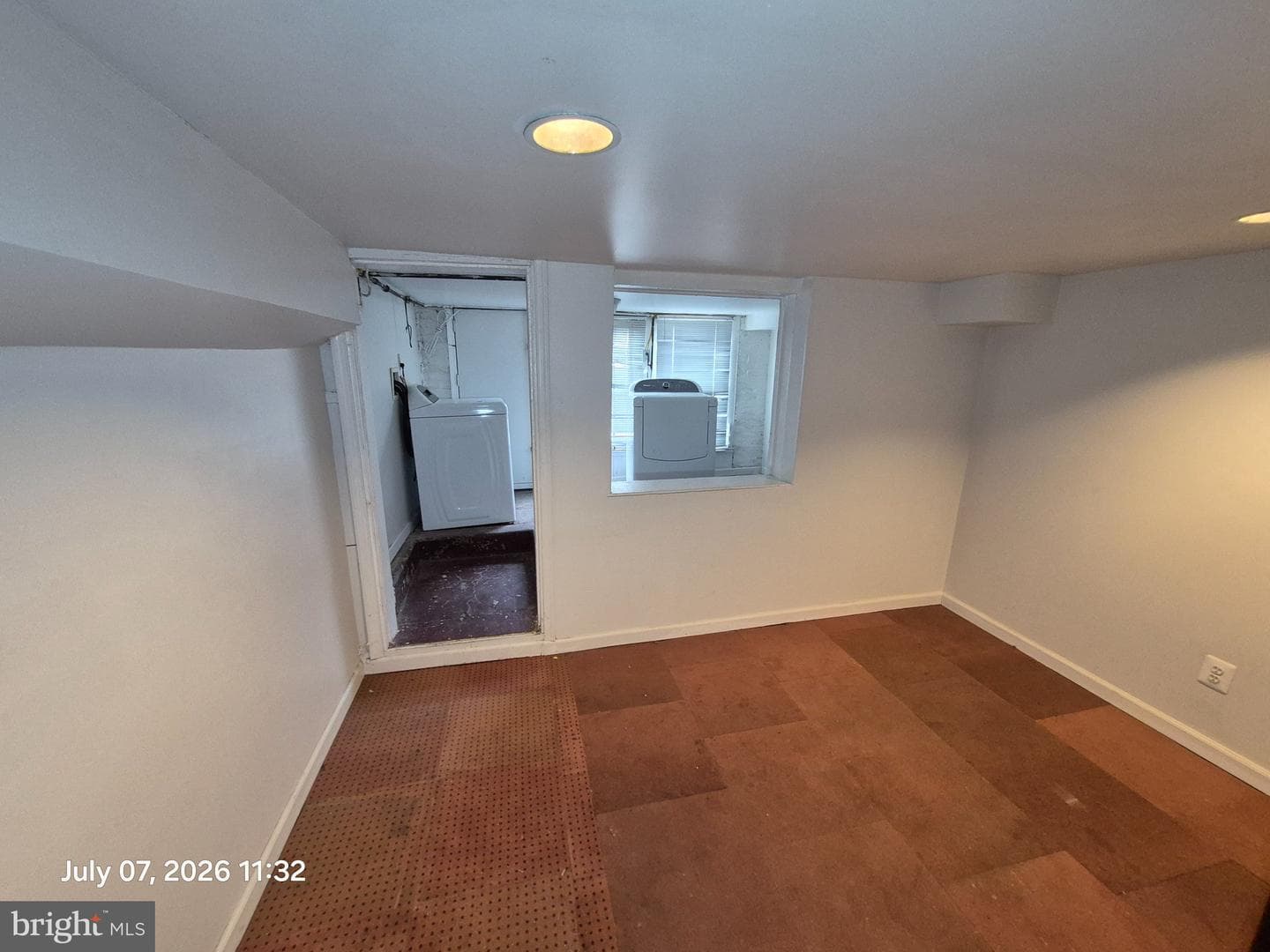 426 N Linwood Avenue photo 39