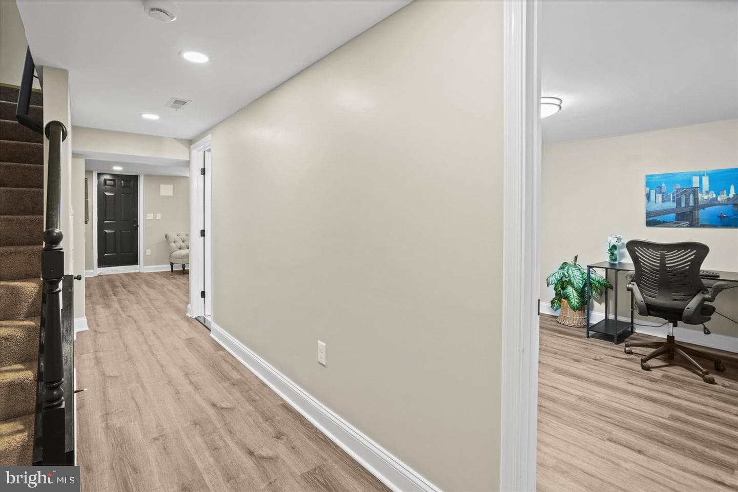 1635 Woodbourne Avenue photo 38