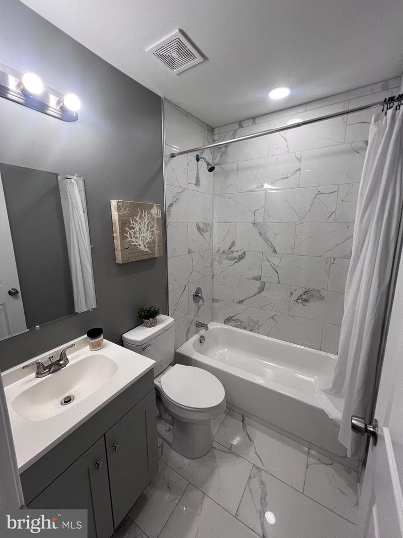 1512 W Pratt Street photo 14