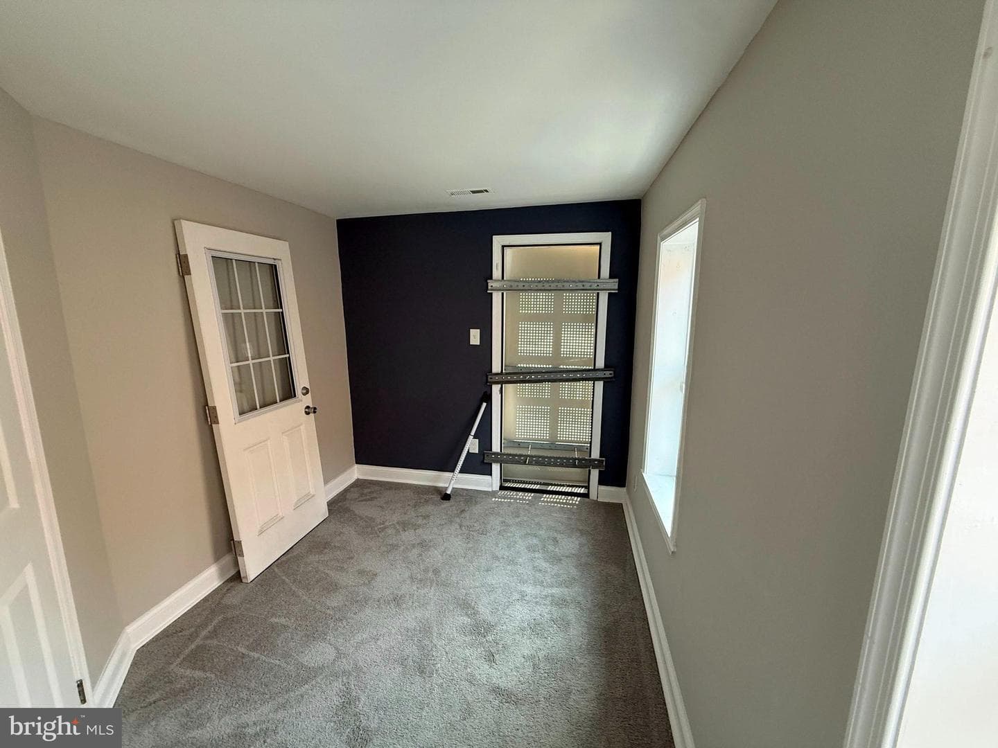 1303 Washington Boulevard photo 18
