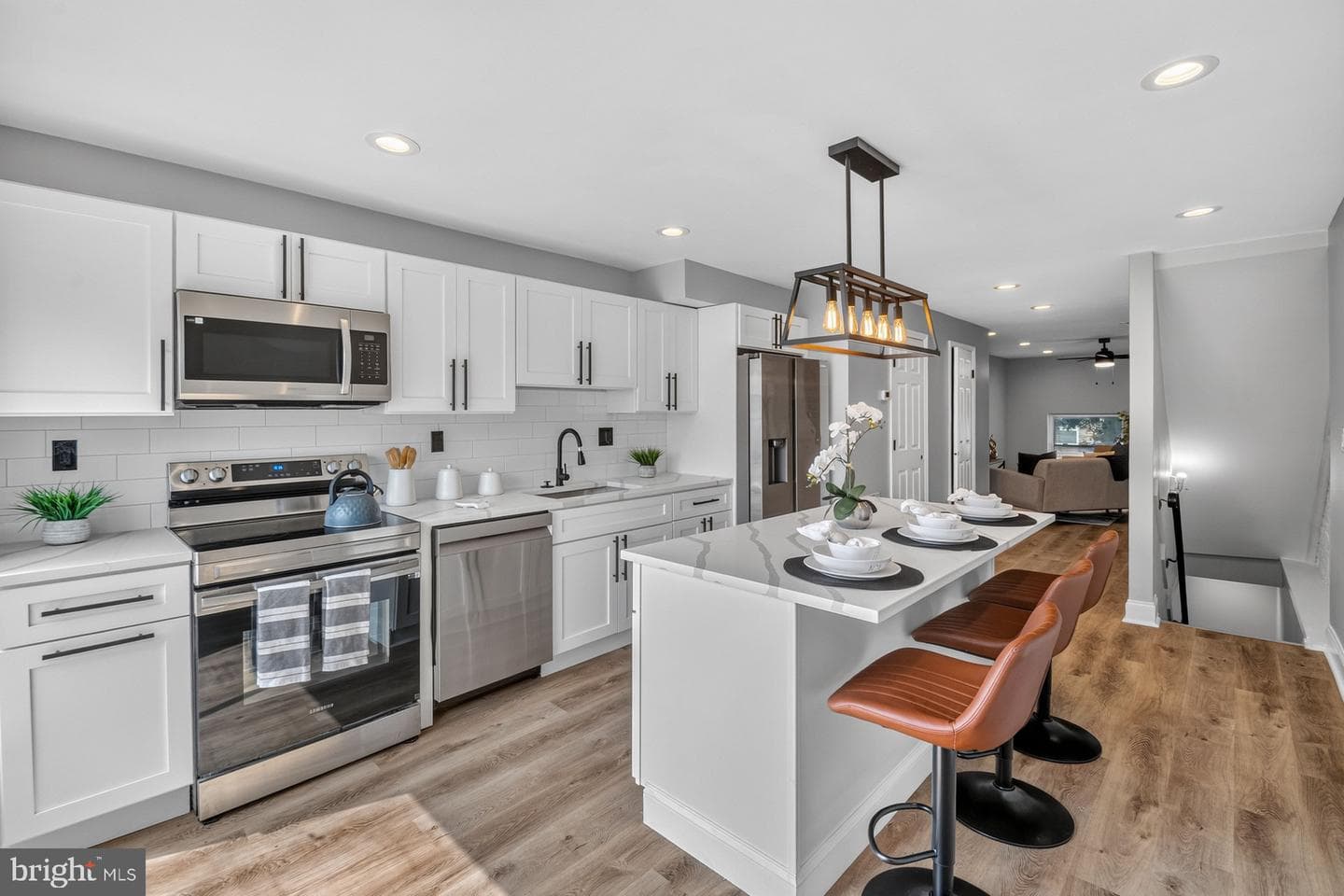 835 N Montford Avenue, Baltimore