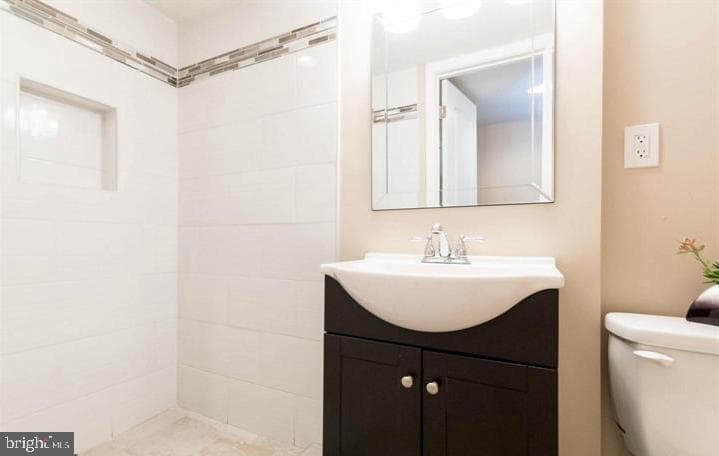 1523 Lochwood Road photo 3