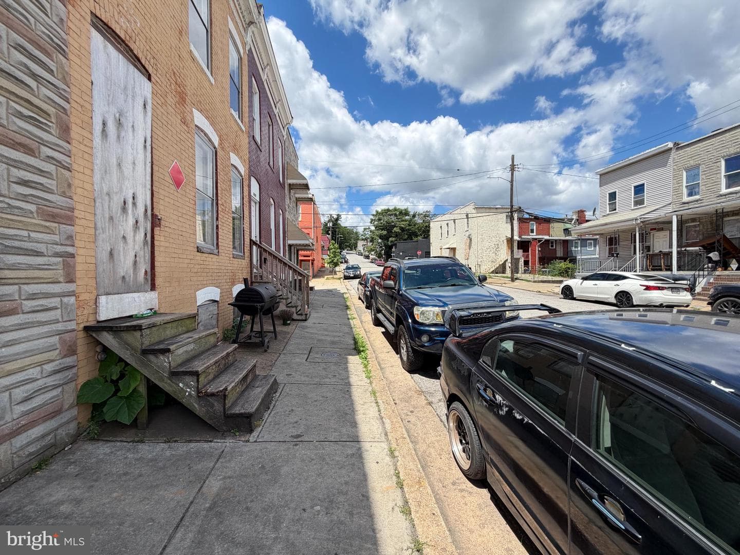 1607 Elmtree Street photo 3