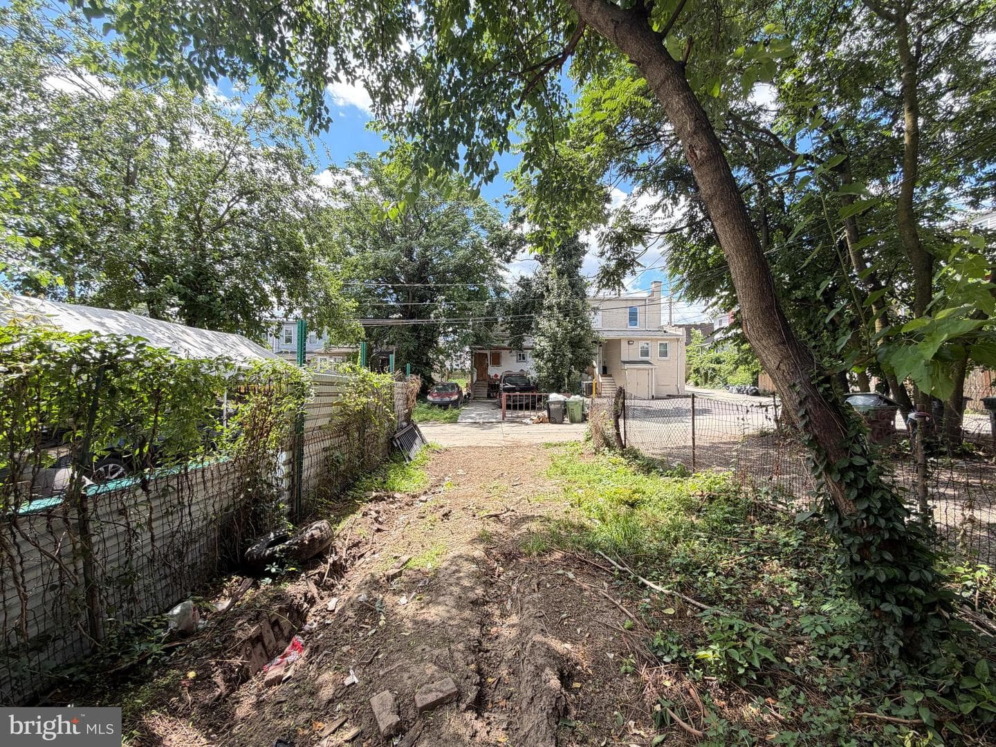 1607 Elmtree Street photo 8