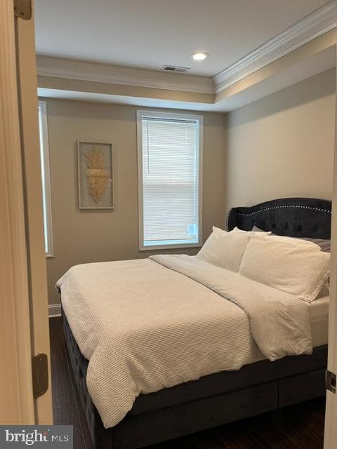 3130 Foster Avenue photo 12