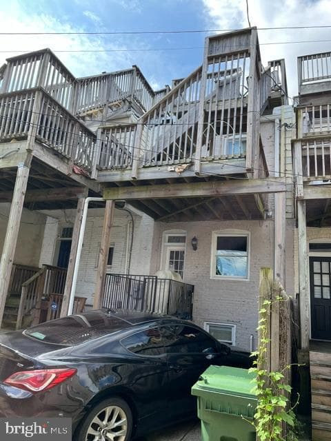 3130 Foster Avenue photo 5