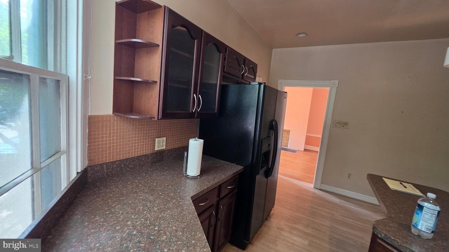 845 Park Avenue photo 18
