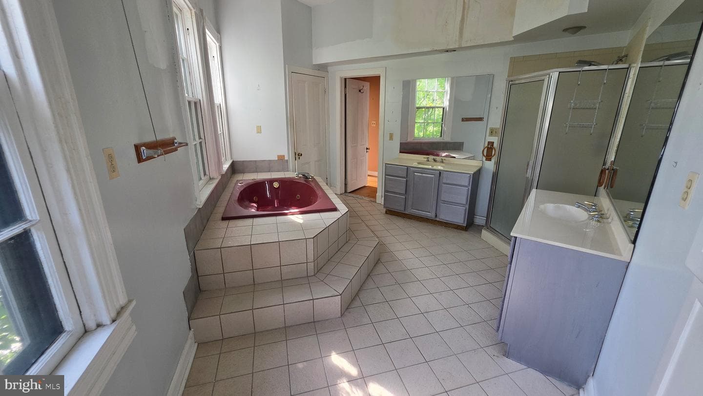 845 Park Avenue photo 28