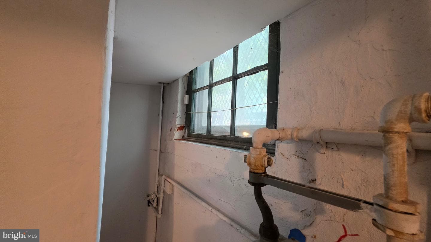 845 Park Avenue photo 52