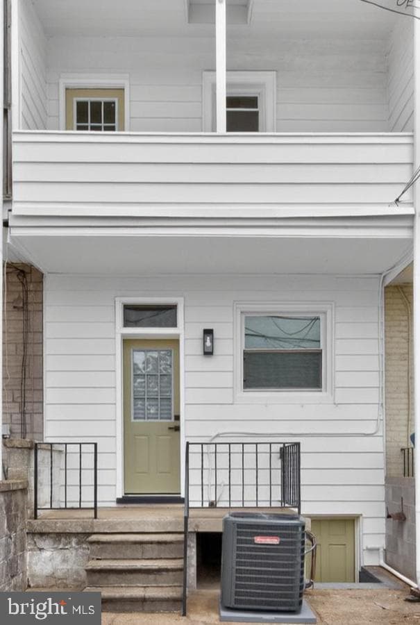 3815 Foster Avenue photo 3