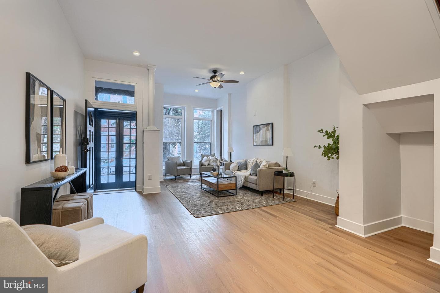 2118 Bolton Street photo 3