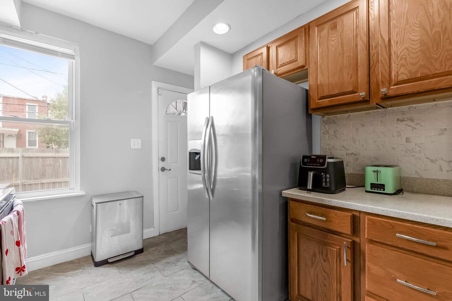 2831 Lake Avenue photo 11