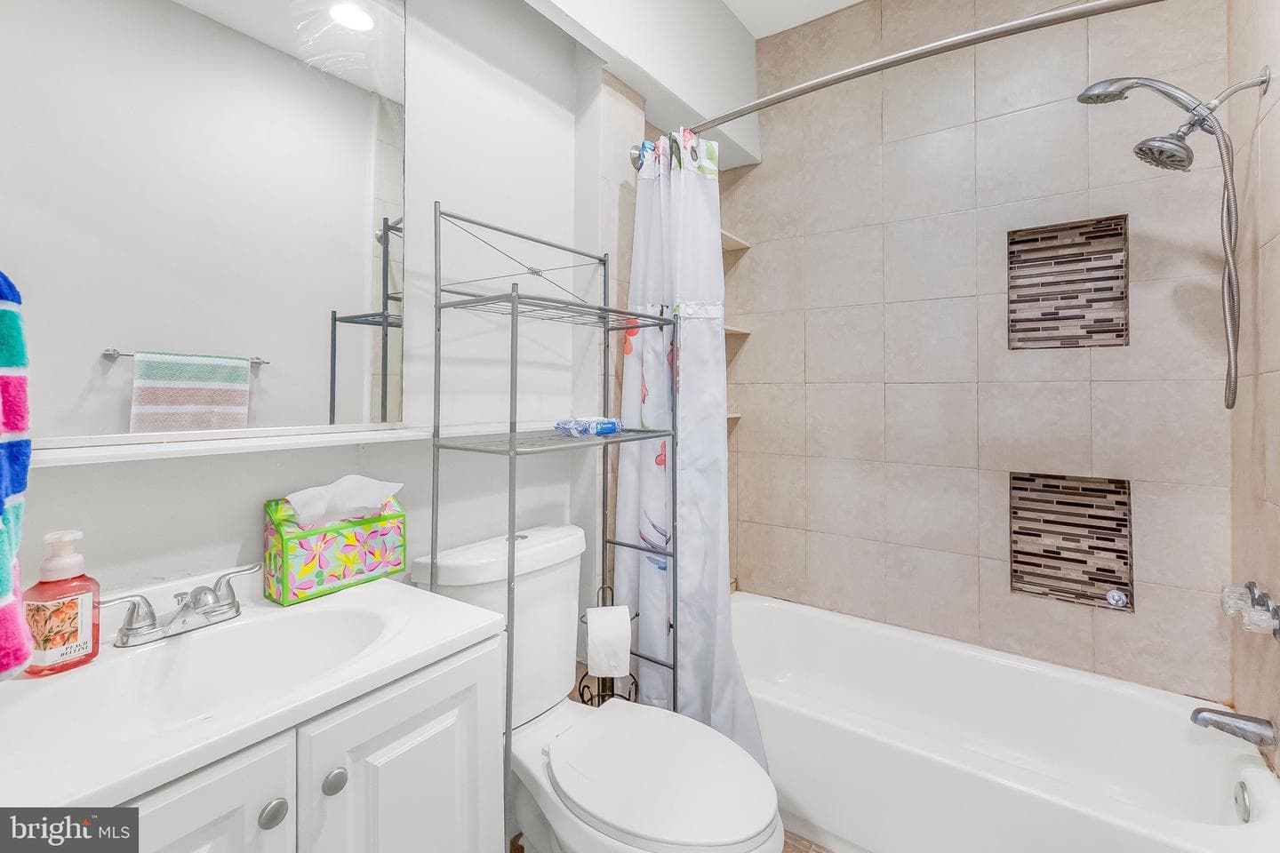 2831 Lake Avenue photo 16
