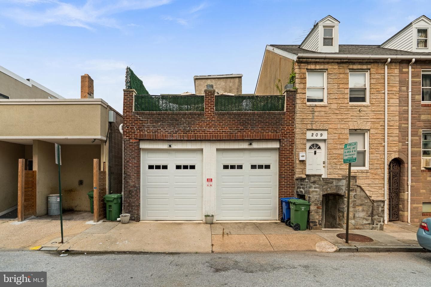 210 S High Street photo 72