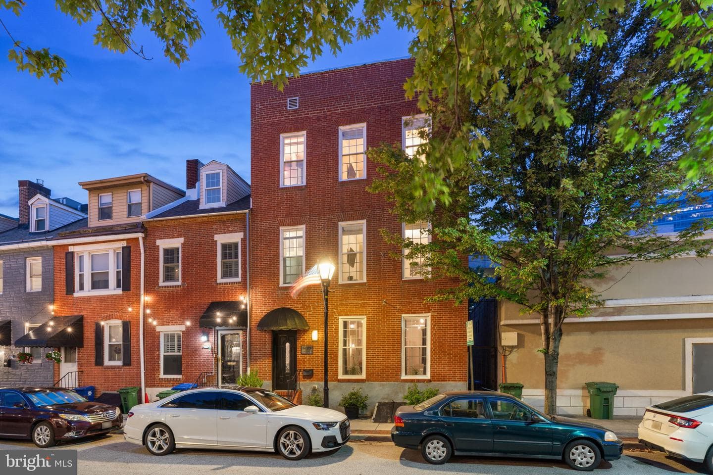 210 S High Street photo 77