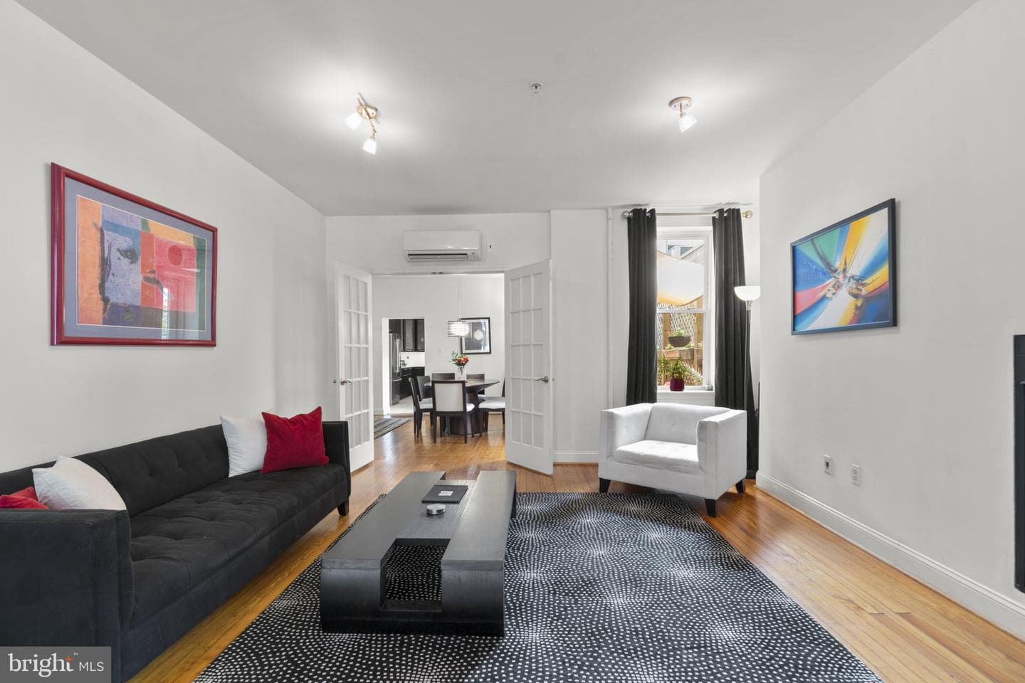 210 S High Street photo 9