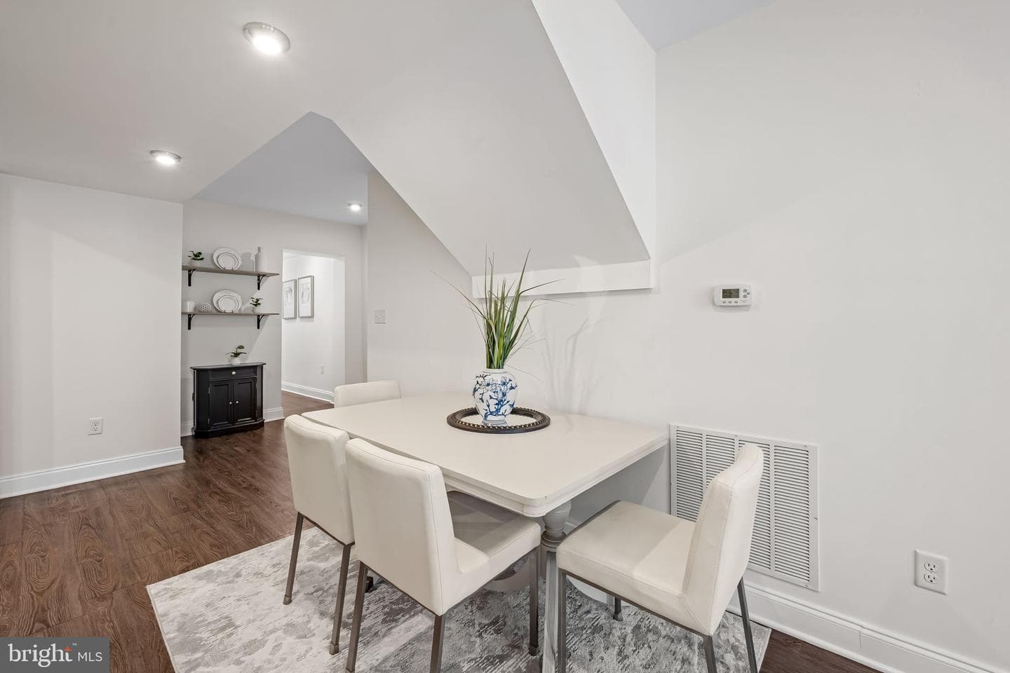 133 N Bradford Street N photo 11