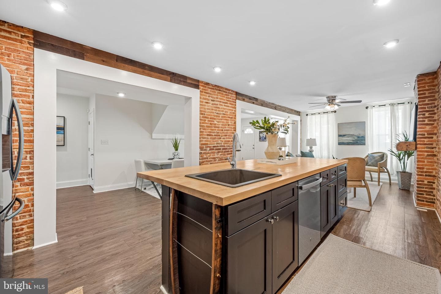 133 N Bradford Street N photo 15