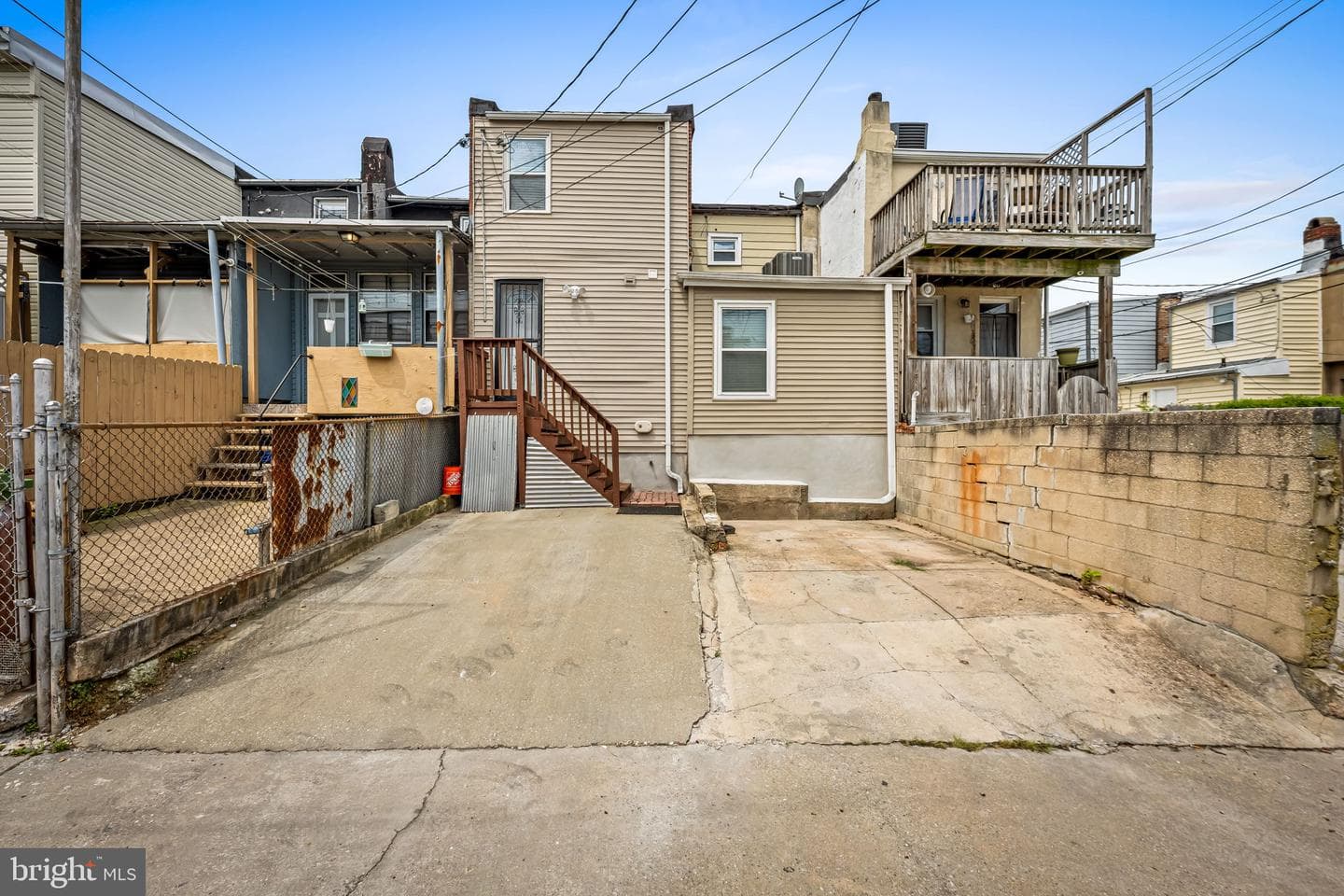 133 N Bradford Street N photo 32