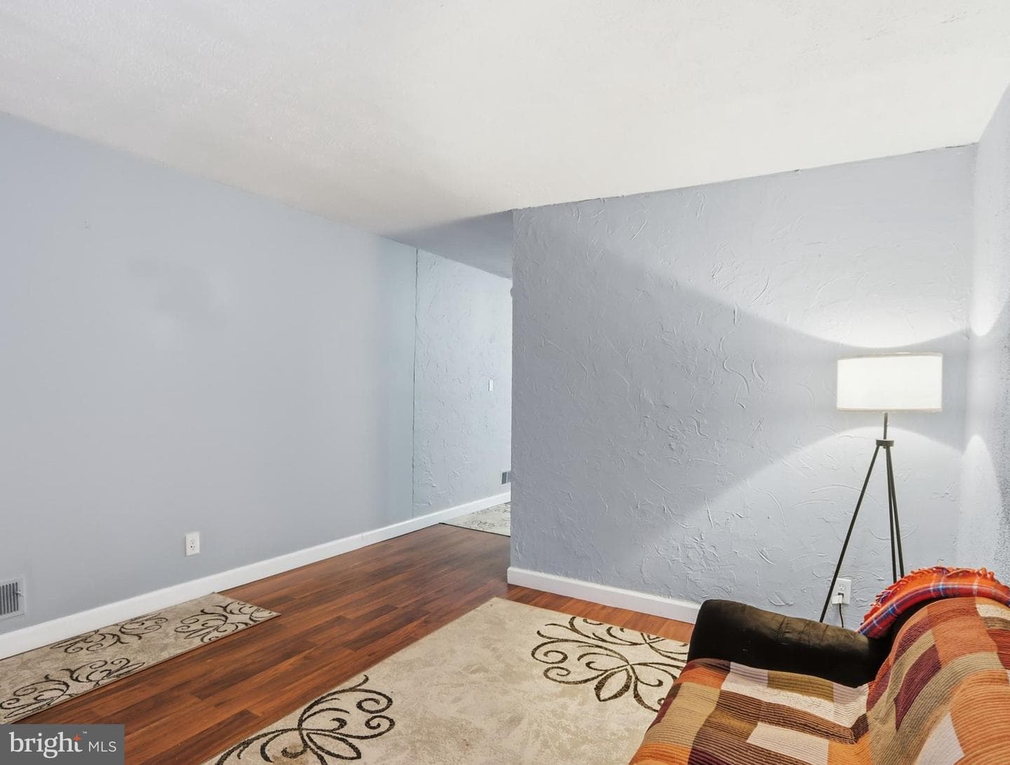 2423 Lauretta Avenue photo 5